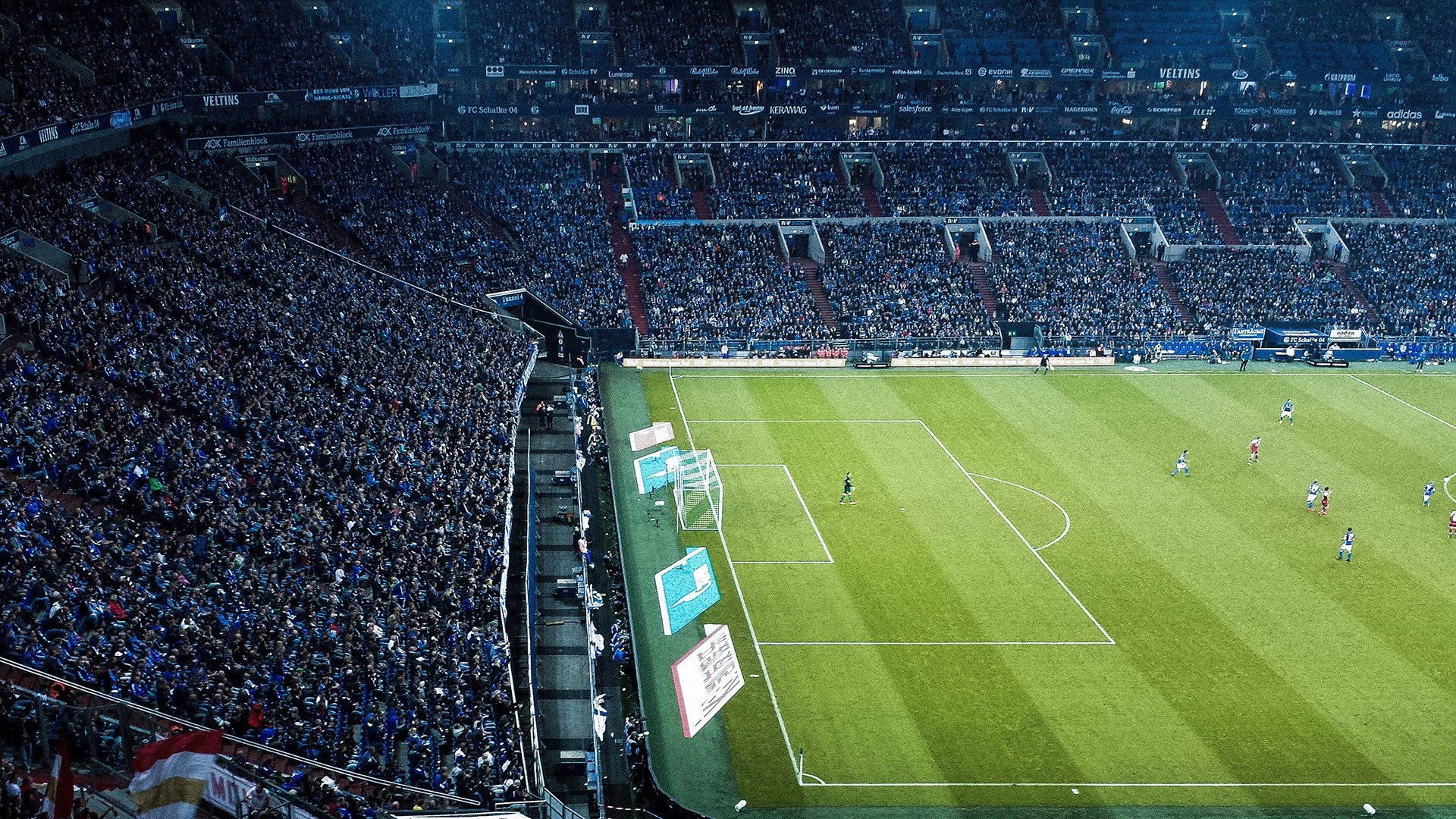 法甲焦点战，里尔逆转取胜，法甲-里尔力压巴黎夺冠